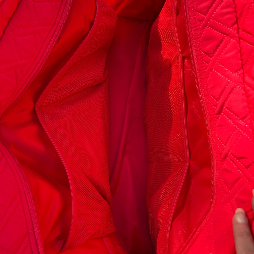 Vera Bradley Vibrant Red Quilted Travel Bag - Picture 4 of 13